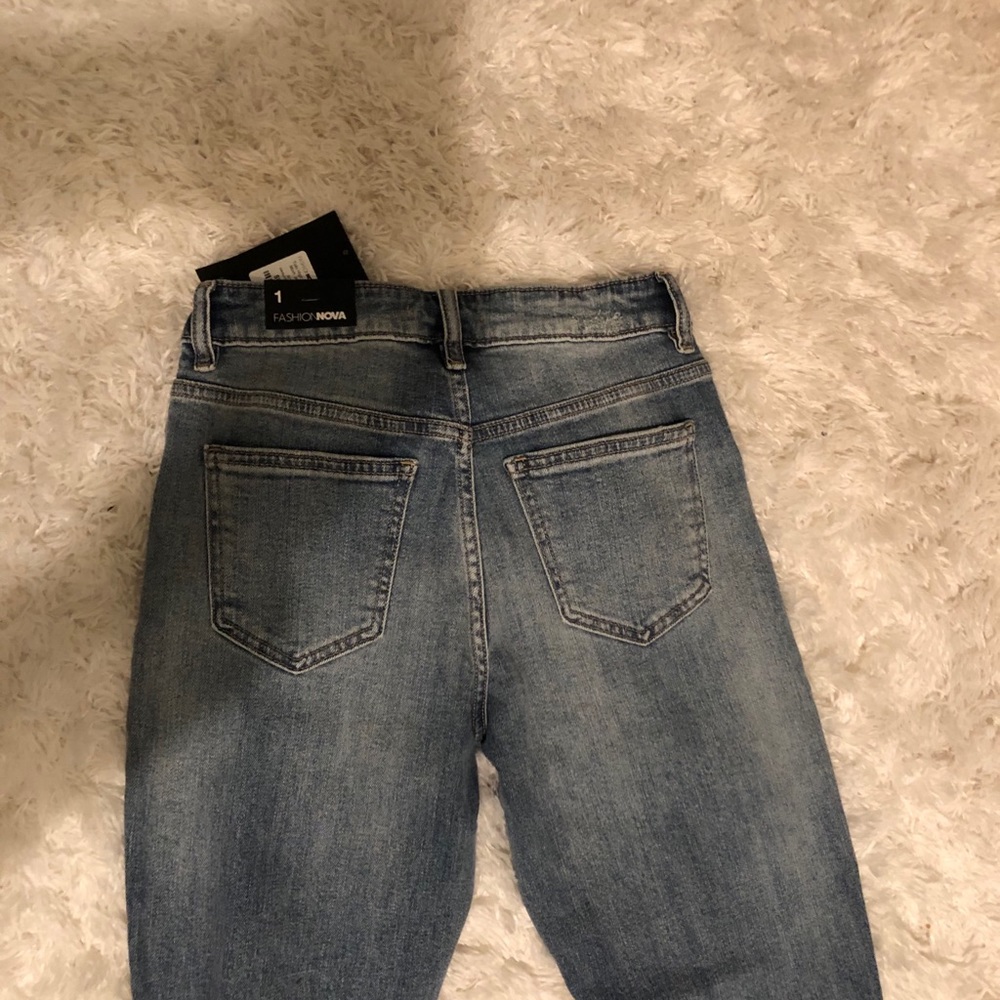 Fashion nova high rise mom jeans